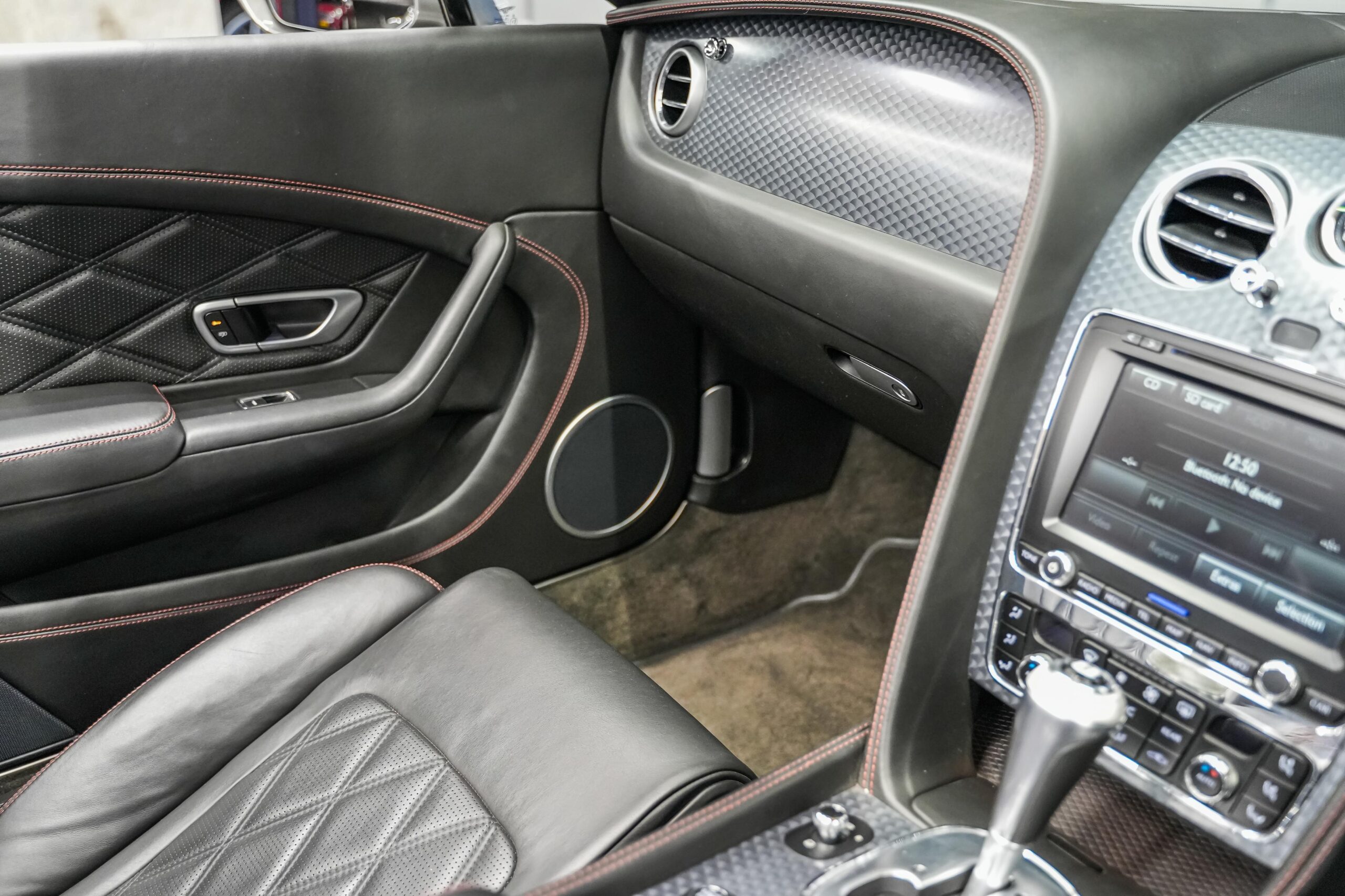 2014 Bentley Continental (15)