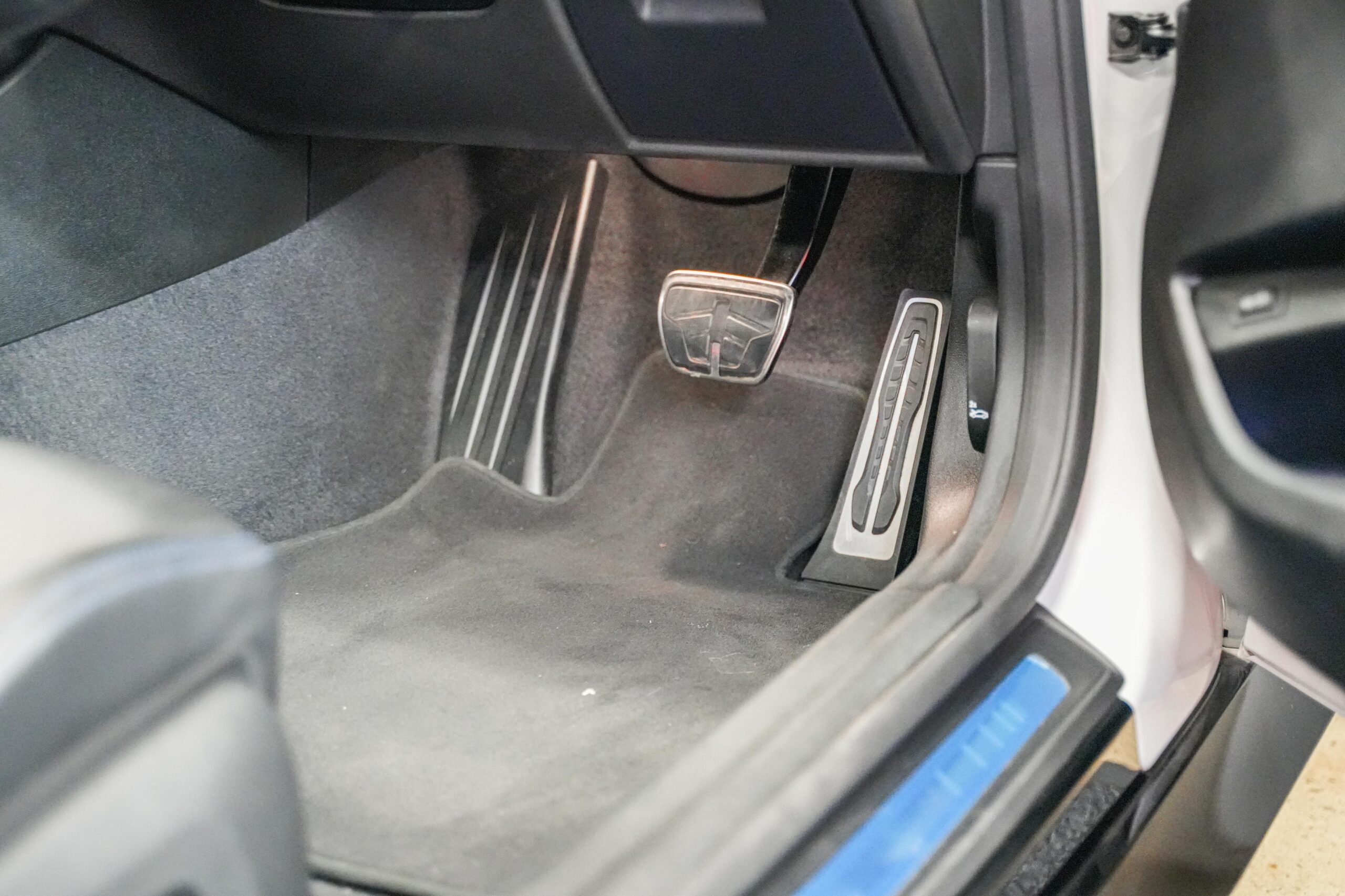 2022 BMW 2 Series M240i xDrive Coupe (13)
