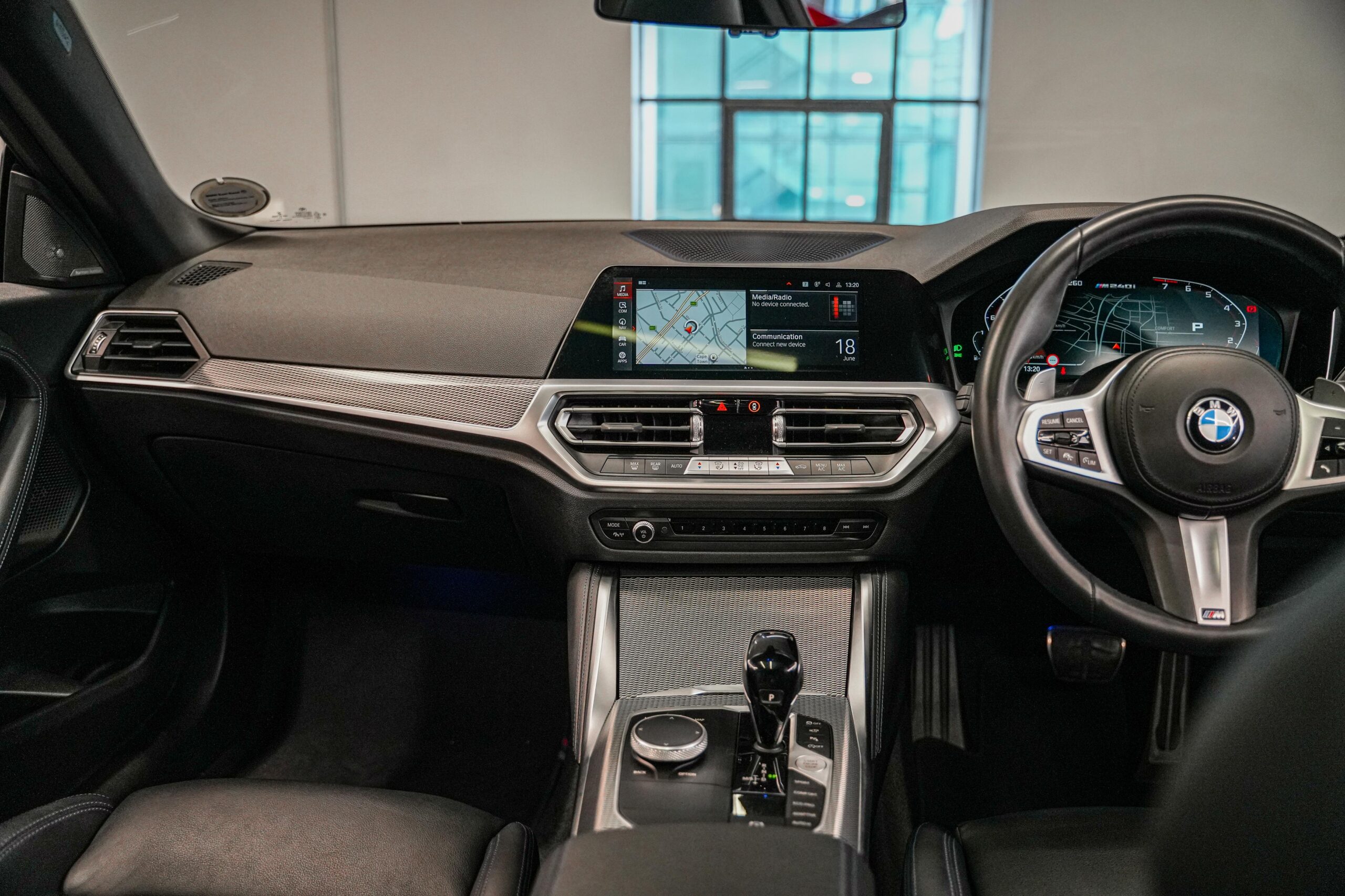 2022 BMW 2 Series M240i xDrive Coupe (8)