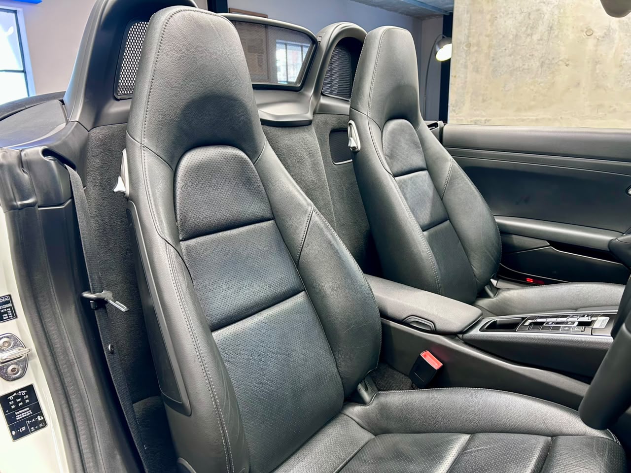 2012 Porsche Boxster Boxster Auto (19)