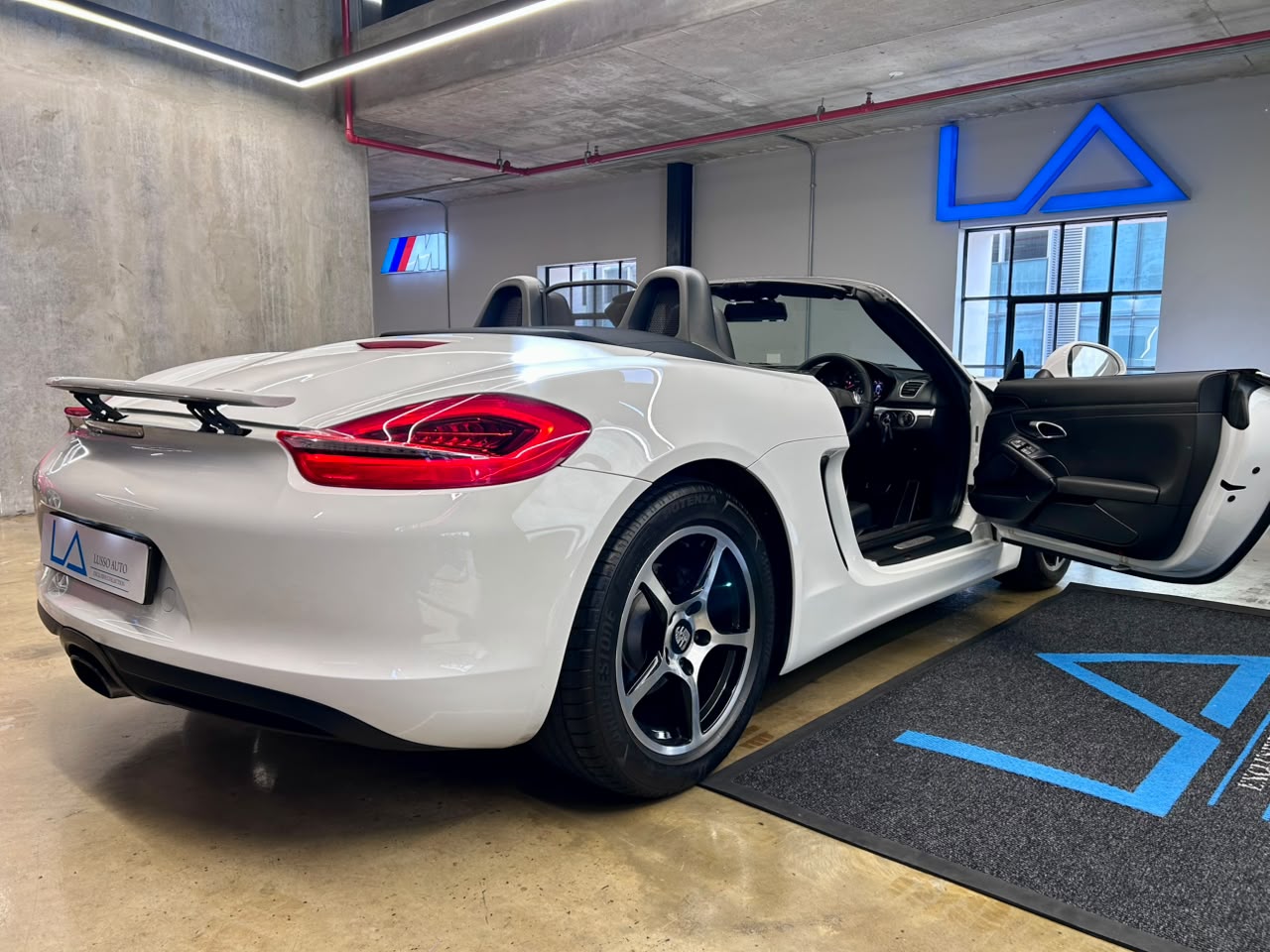 2012 Porsche Boxster Boxster Auto (2)