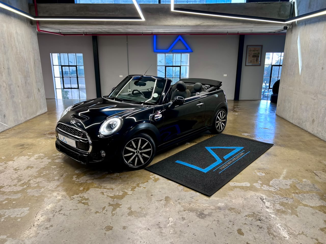 2016 MINI Cooper S Convertible Auto (14)
