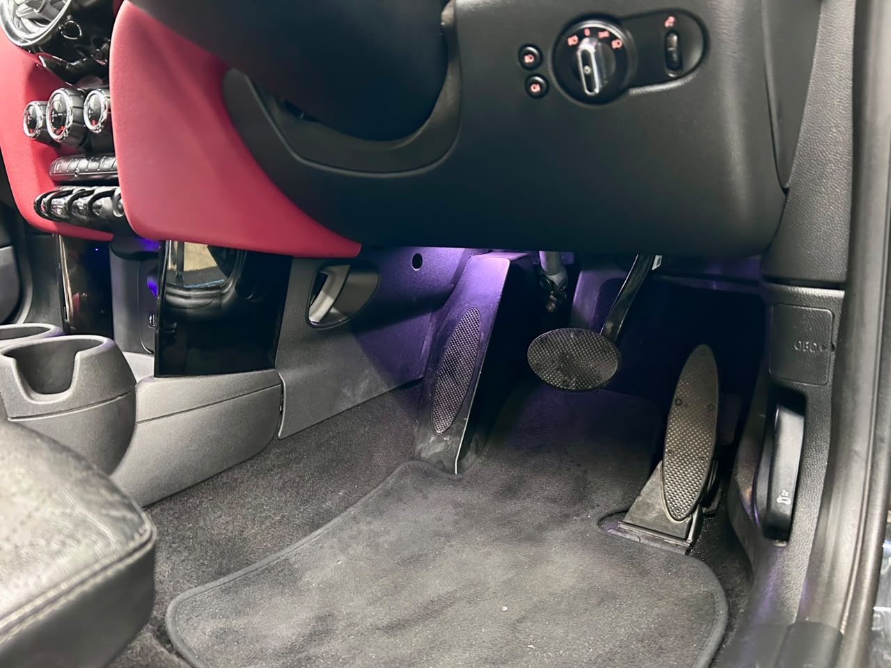 2016 MINI Cooper S Convertible Auto (21)