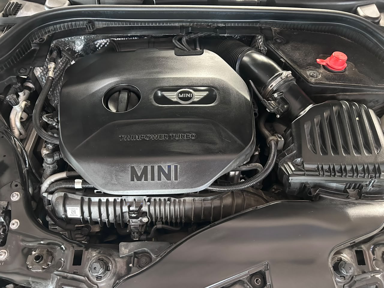 2016 MINI Cooper S Convertible Auto (3)