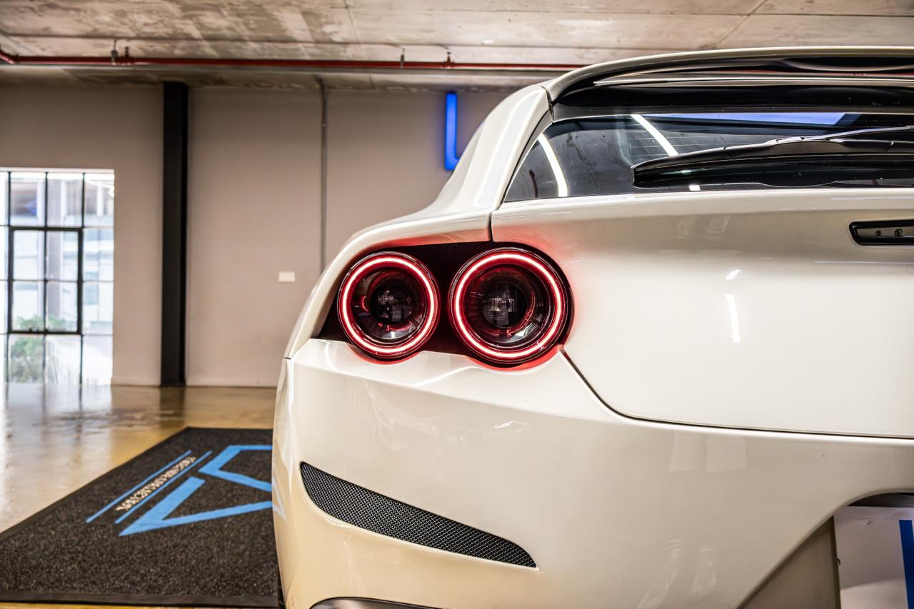 2017 Ferrari GTC 4 Lusso V12 (14)