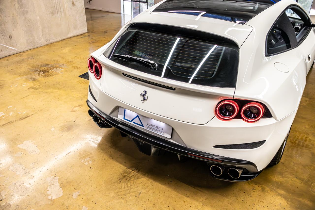 2017 Ferrari GTC 4 Lusso V12 (15)
