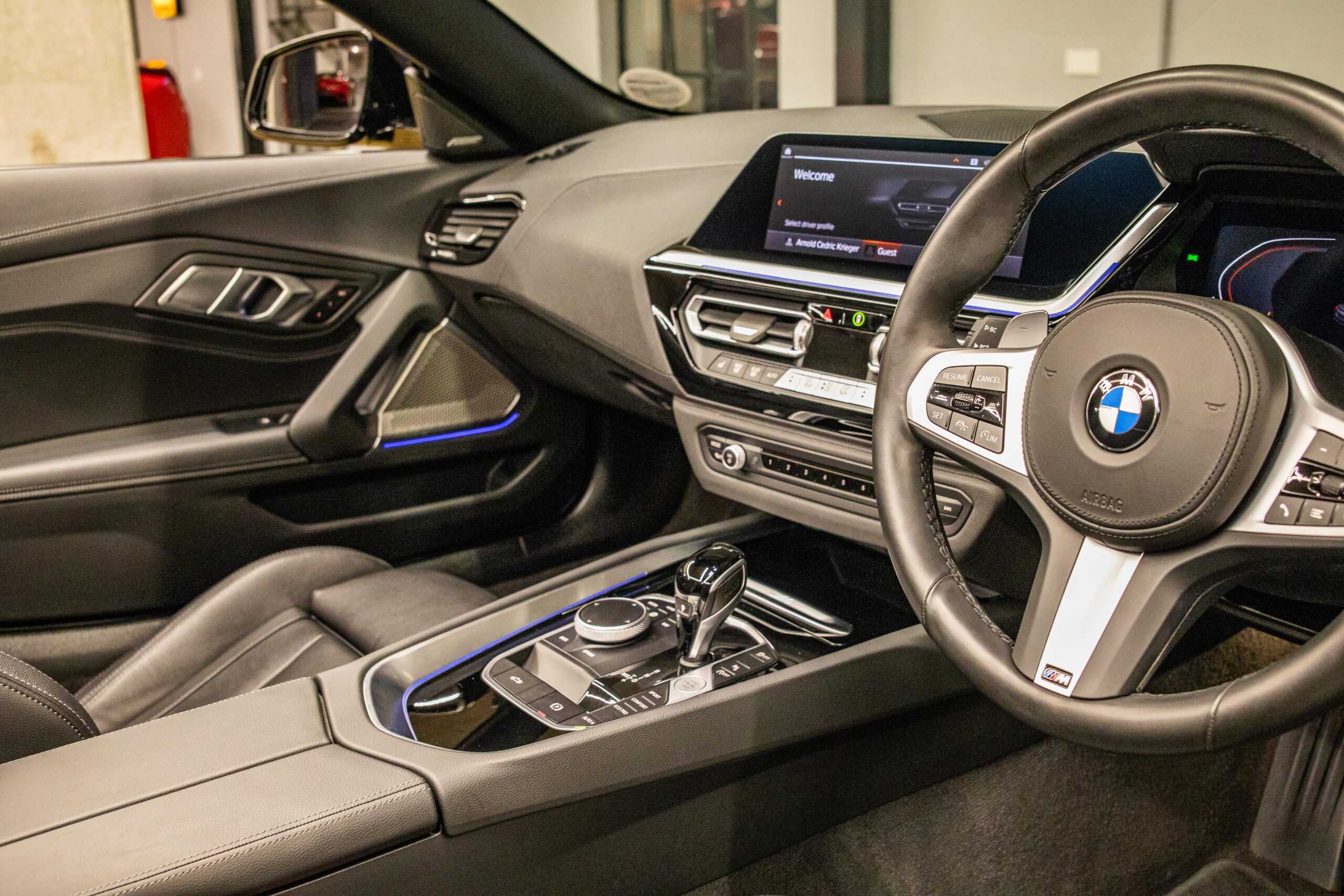 2024 BMW Z4 M40i (10)