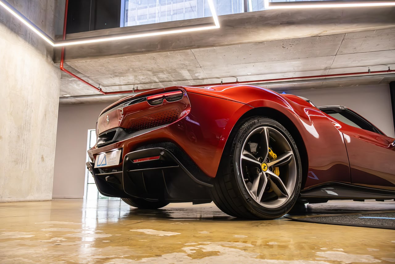 2024 Ferrari 296 GTS (16)