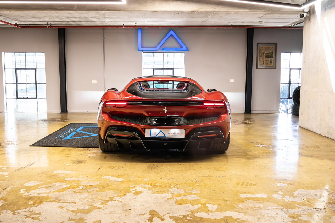 2024 Ferrari 296 GTS (17)