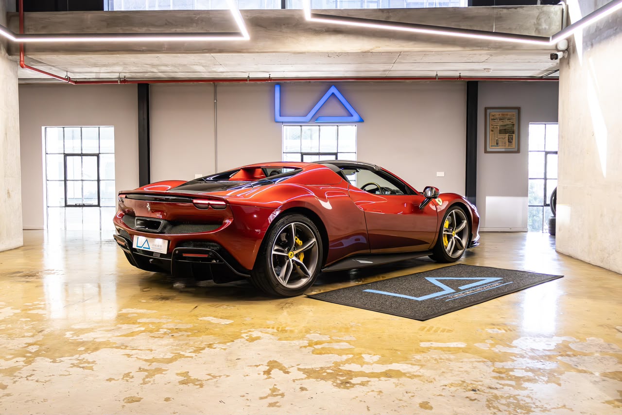 2024 Ferrari 296 GTS (18)
