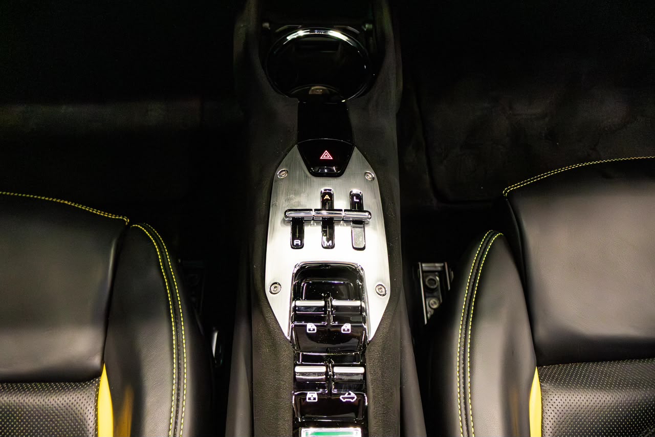 2024 Ferrari 296 GTS (2)