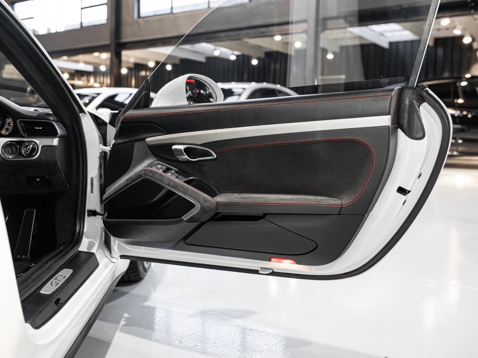 2014 Porsche 911 GT3 (12)
