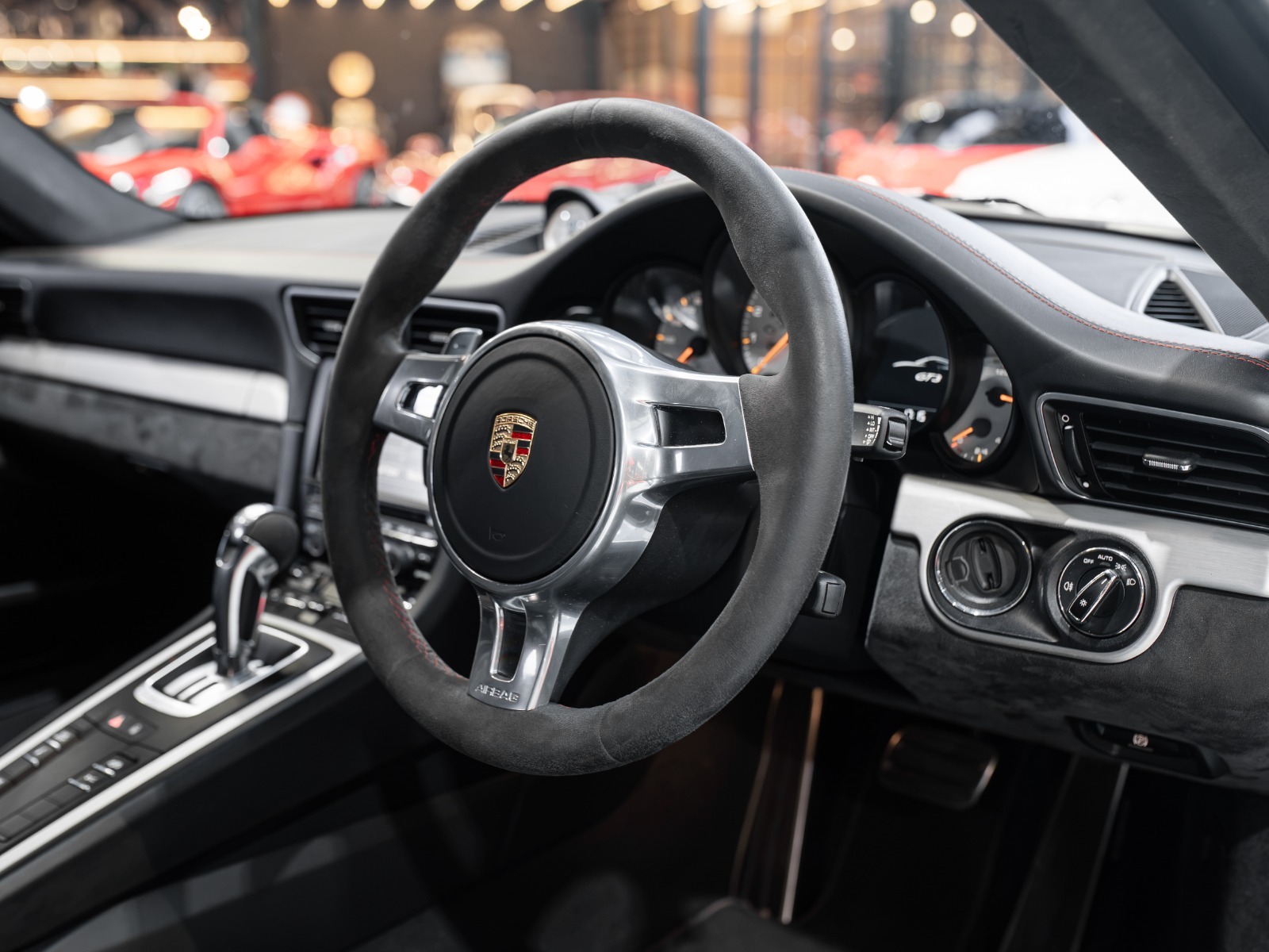 2014 Porsche 911 GT3 (15)