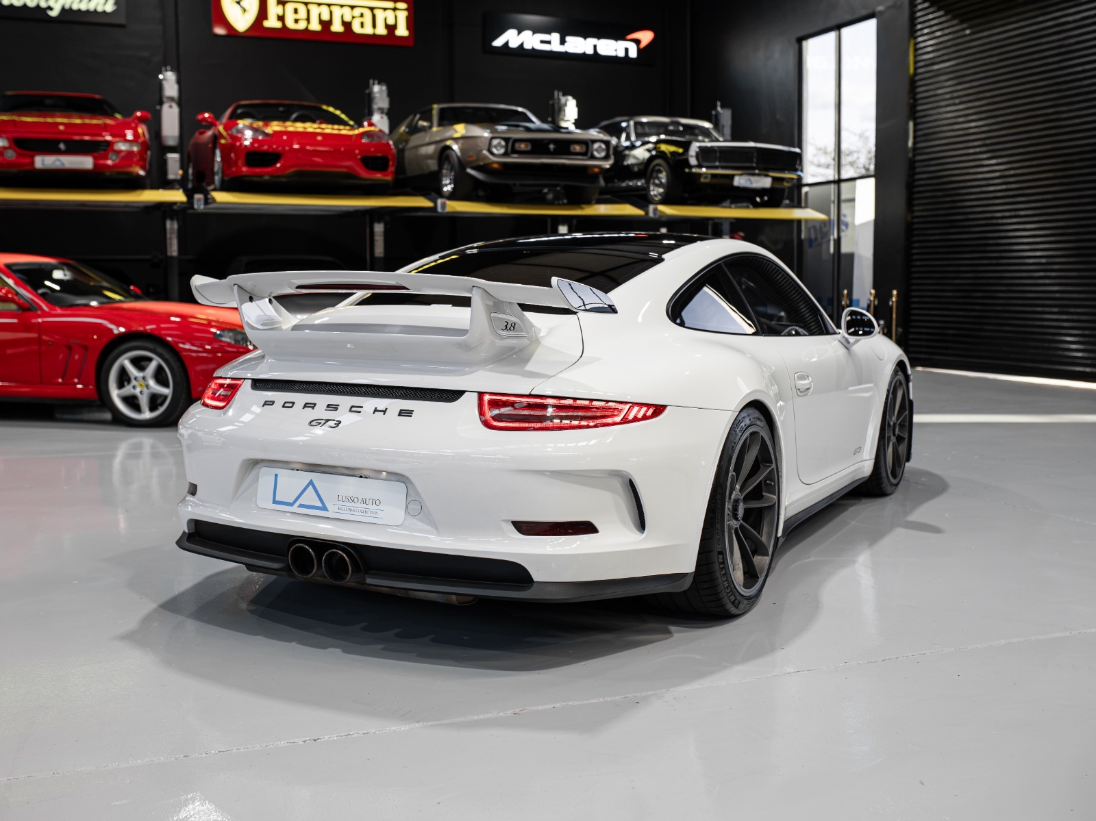 2014 Porsche 911 GT3 (30)