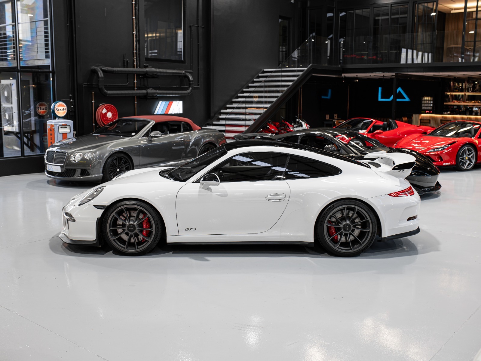 2014 Porsche 911 GT3 (33)