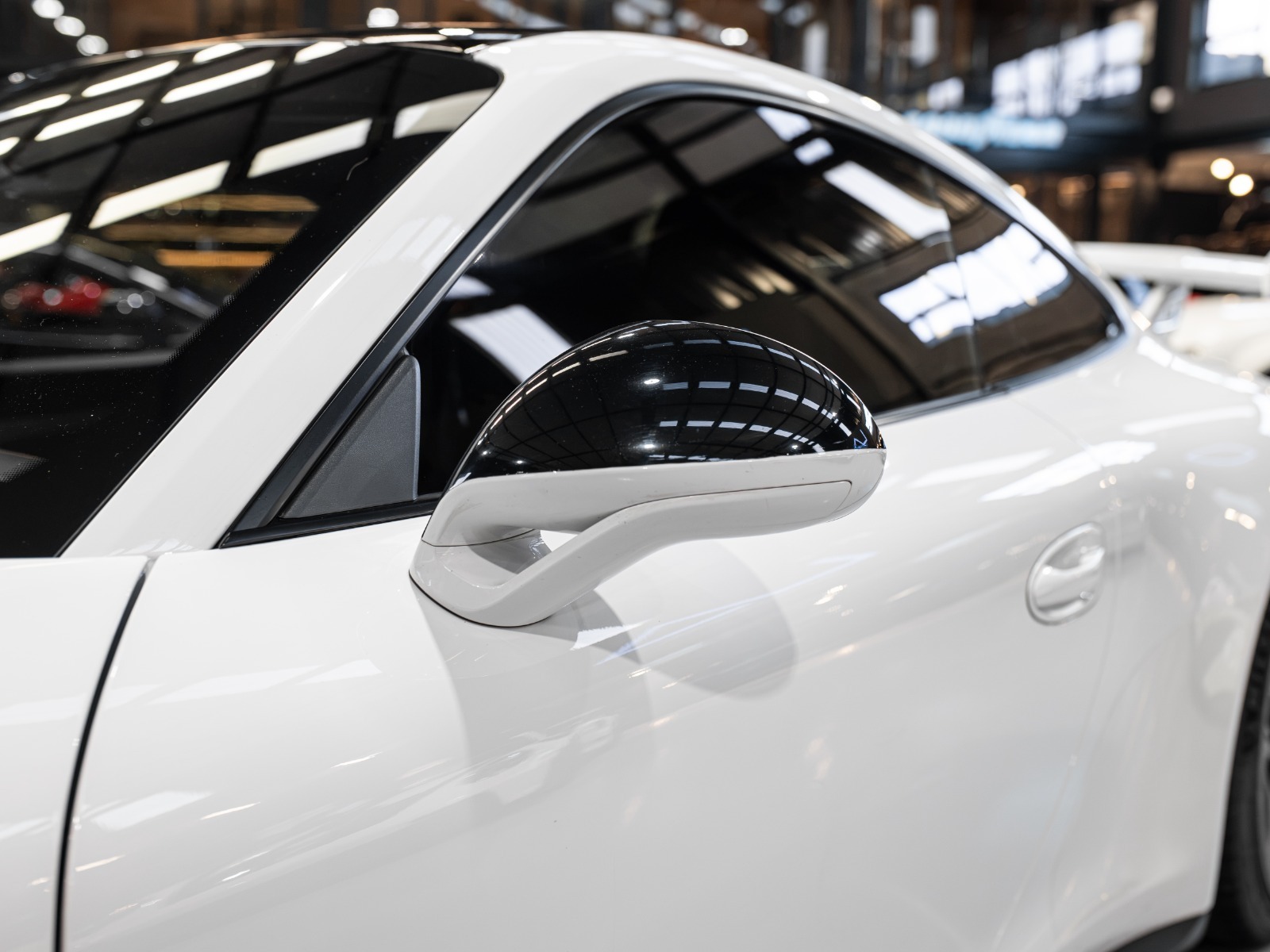 2014 Porsche 911 GT3 (34)