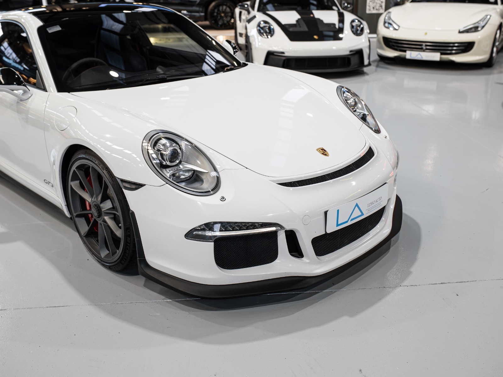 2014 Porsche 911 GT3 (36)
