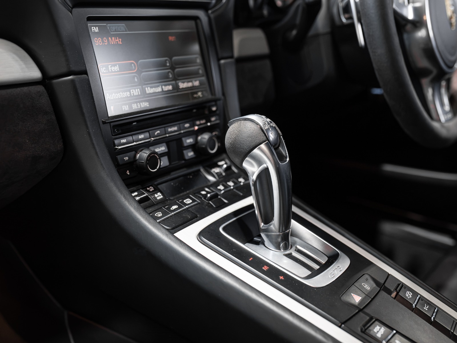 2014 Porsche 911 GT3 (43)