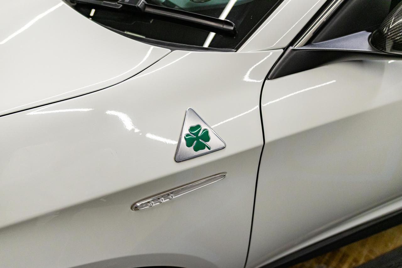 2016 Alfa Romeo Giulietta (24)