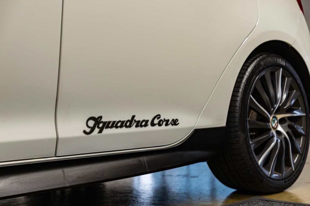 2016 Alfa Romeo Giulietta (30)