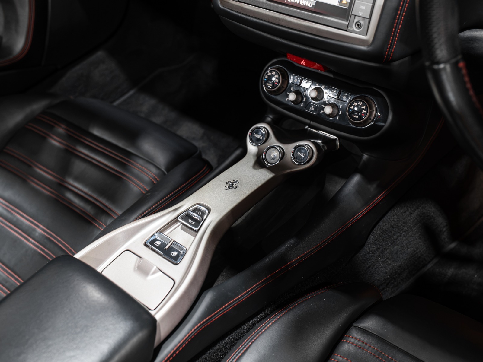 2017 Ferrari California 30 (21)
