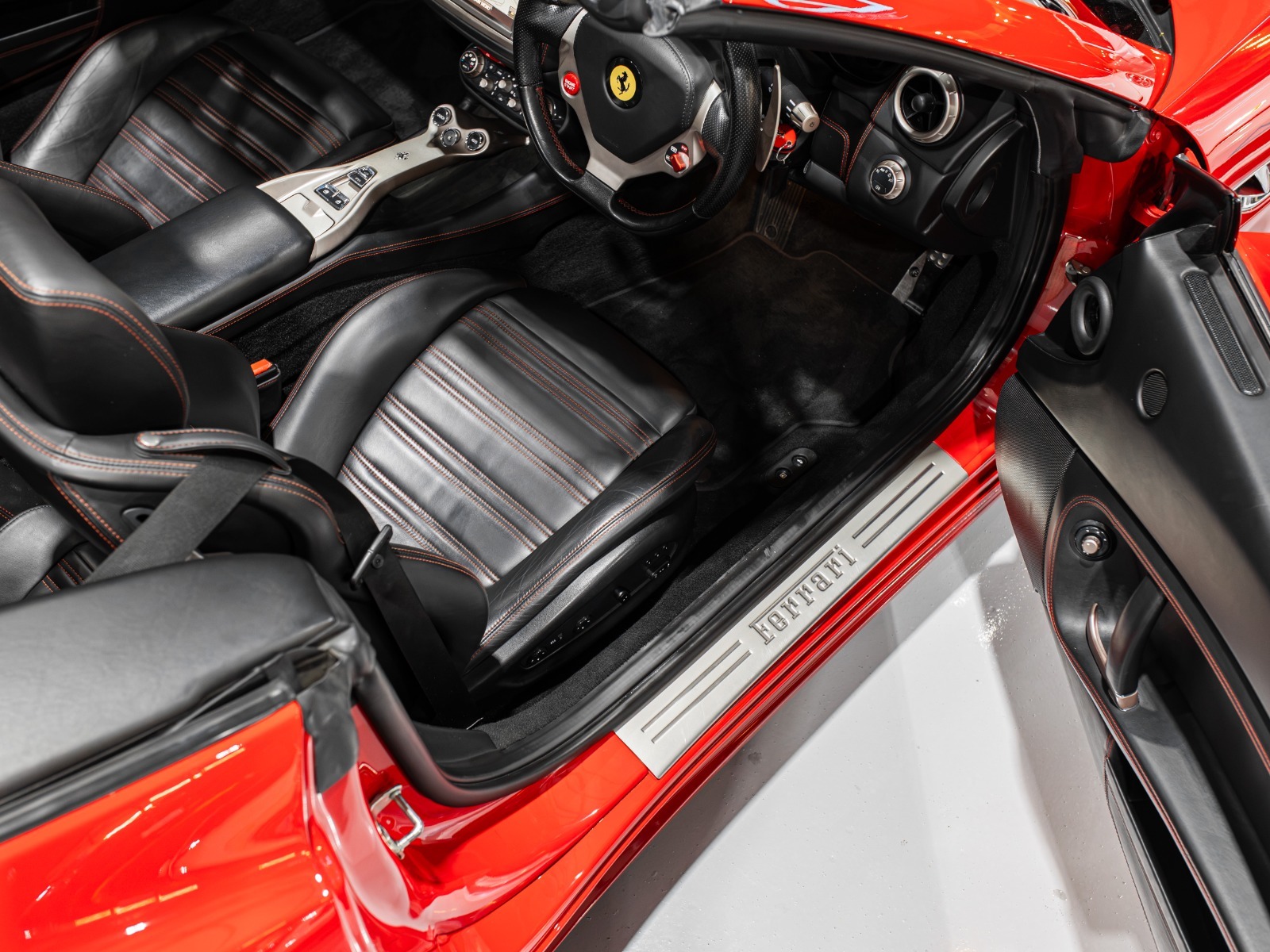 2017 Ferrari California 30 (24)