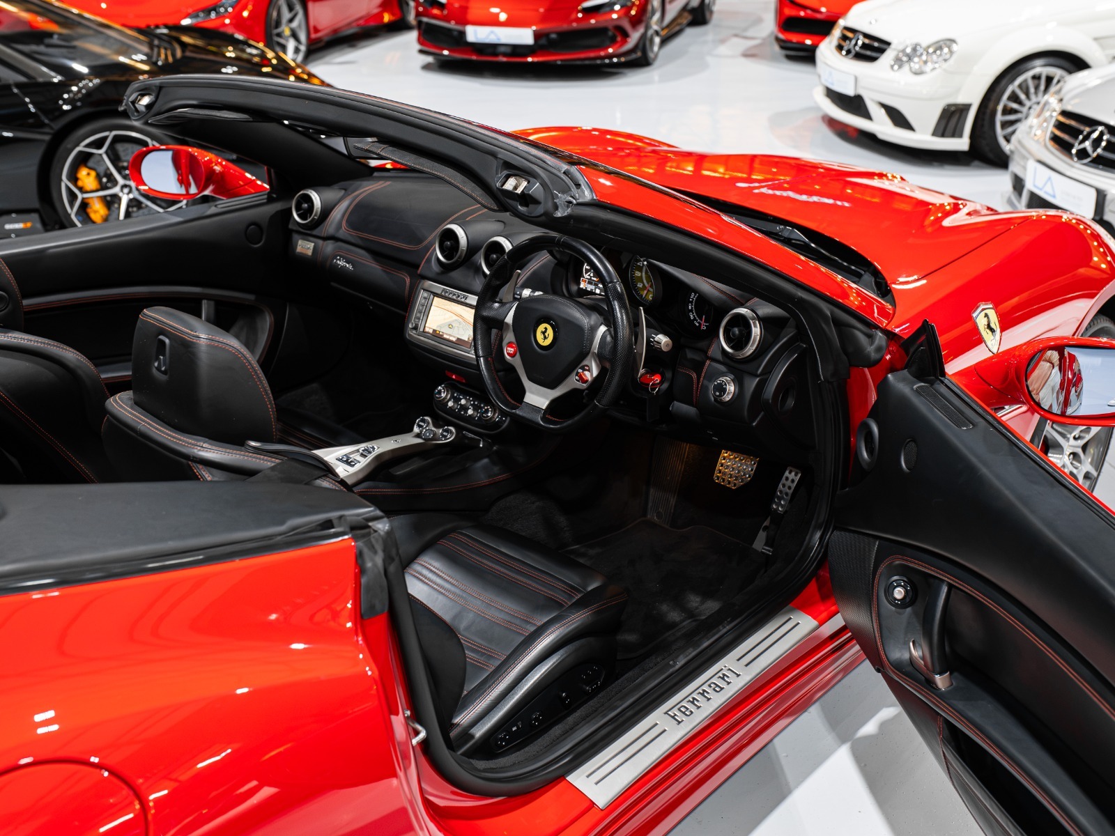 2017 Ferrari California 30 (26)
