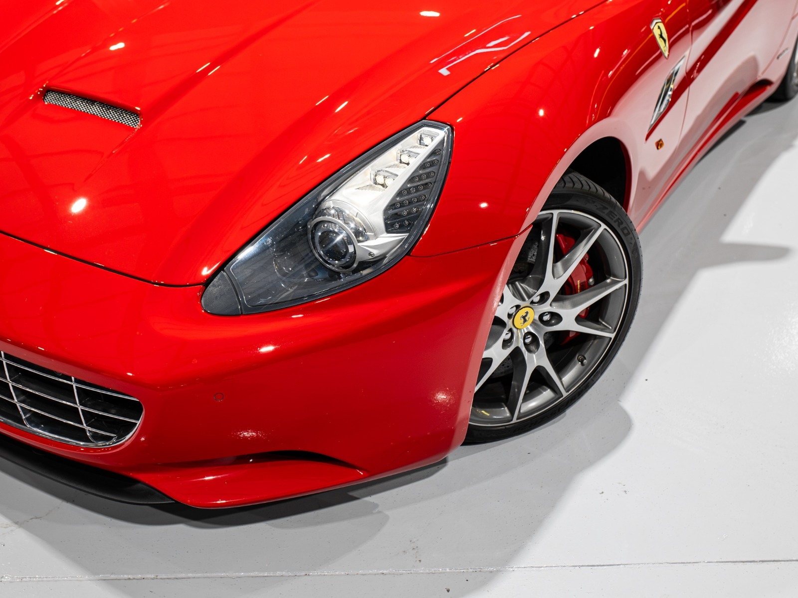 2017 Ferrari California 30 (38)