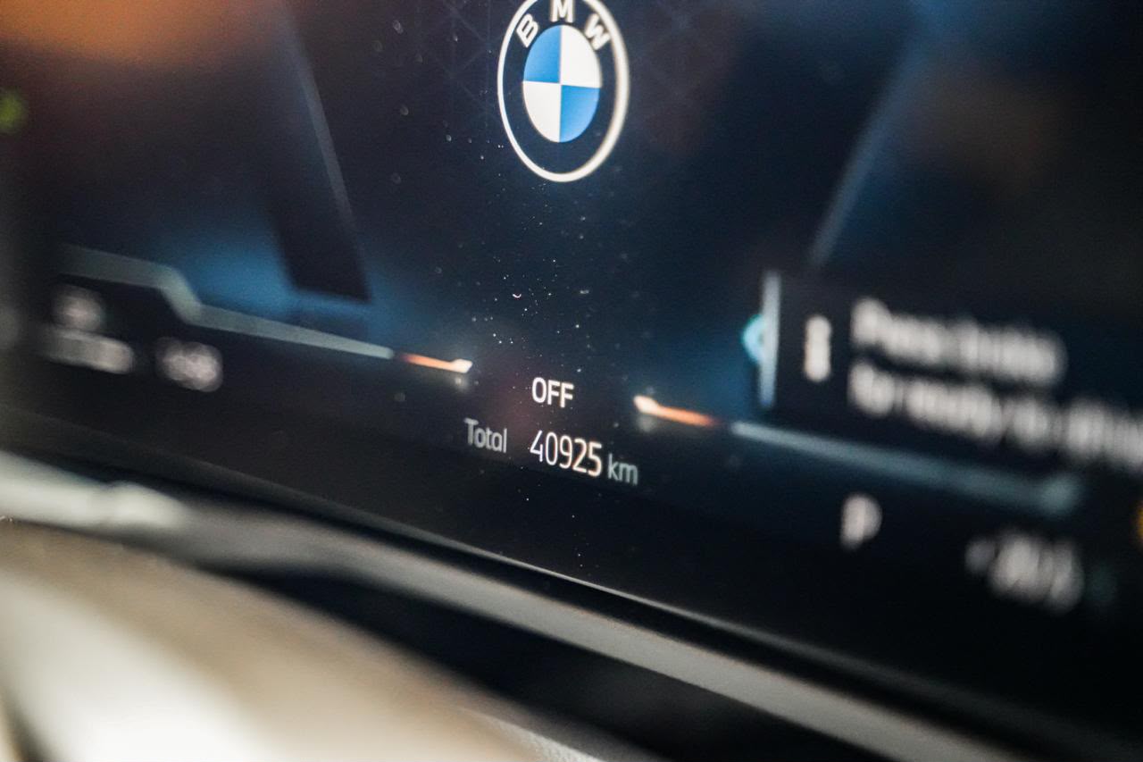 2024 BMW 3 Series 320d M Sport (3)