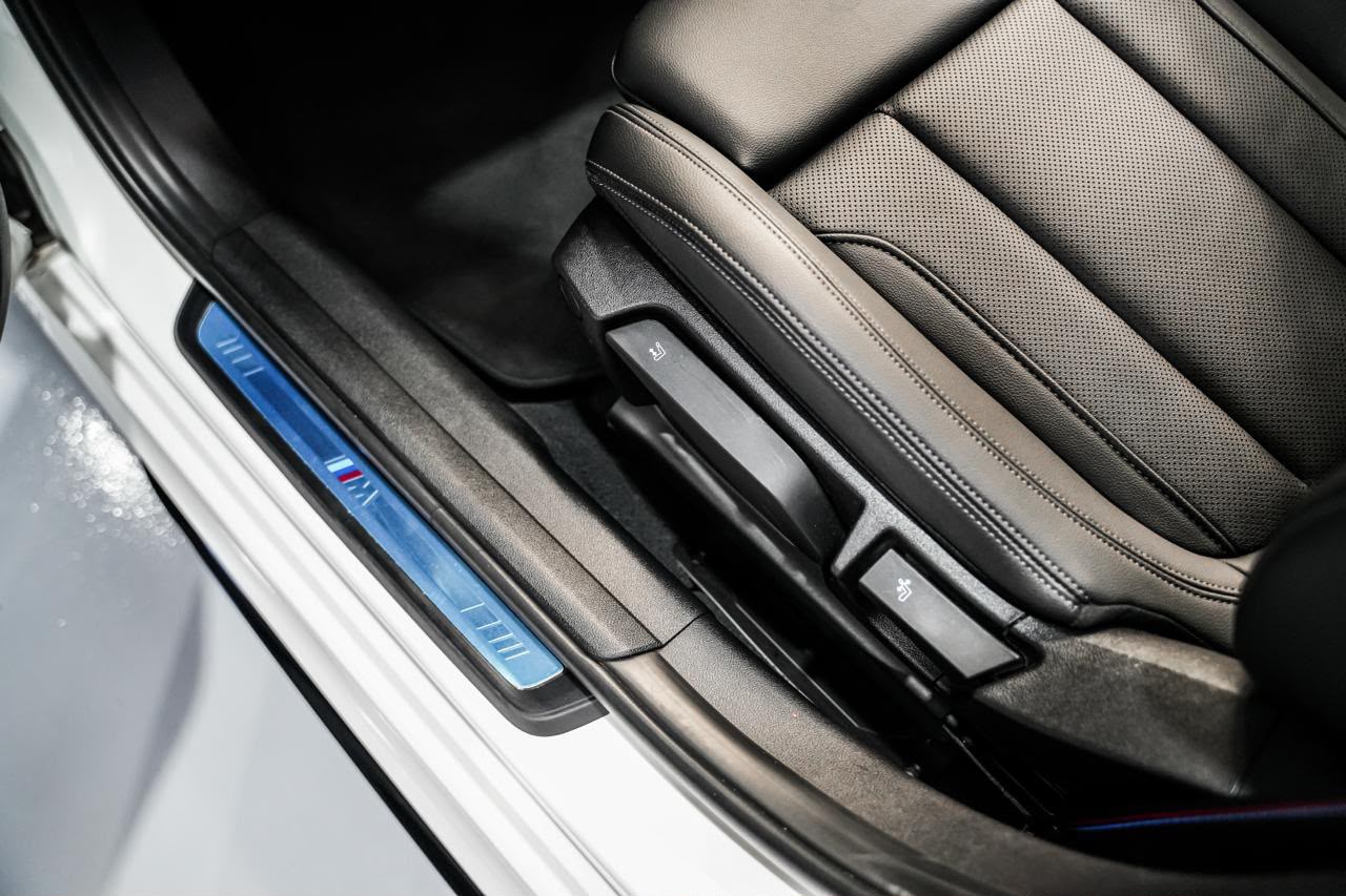 2024 BMW 3 Series 320d M Sport (31)