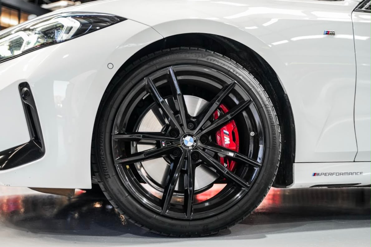 2024 BMW 3 Series 320d M Sport (38)